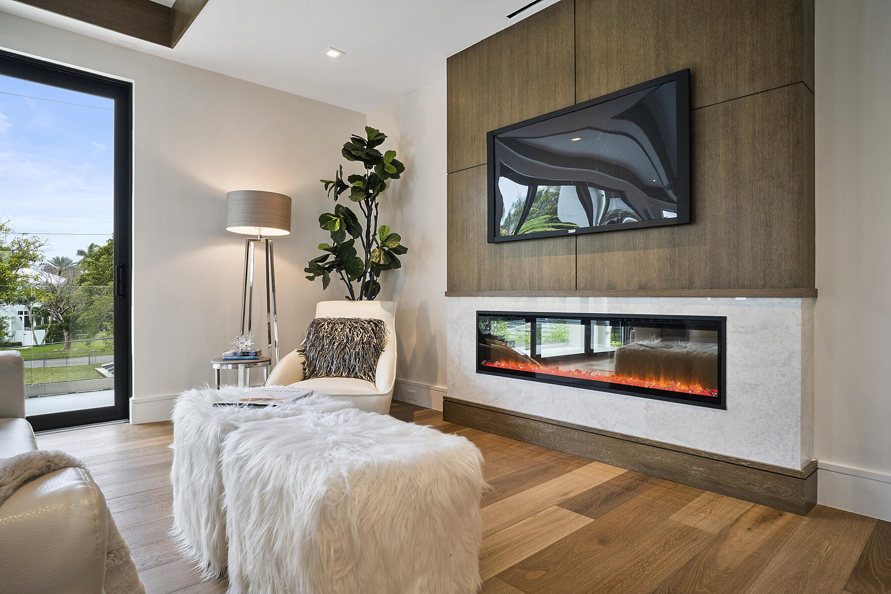 750 Palm Avenue Boca Raton, FL 33432 - Photo 29 of 96 Master Bedroom Fireplace