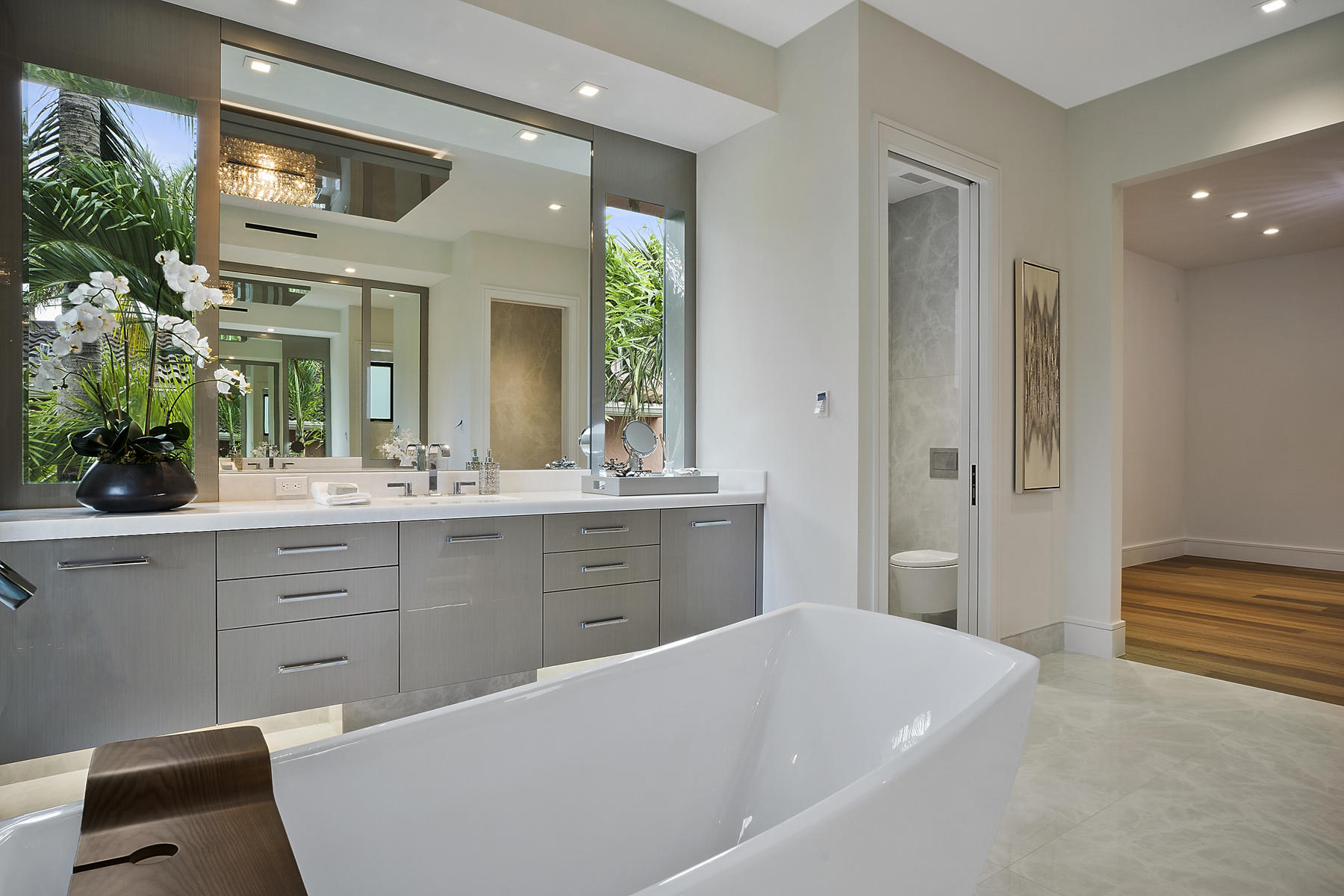 750 Palm Avenue Boca Raton, FL 33432 - Photo 35 of 96 European Soaking Tub