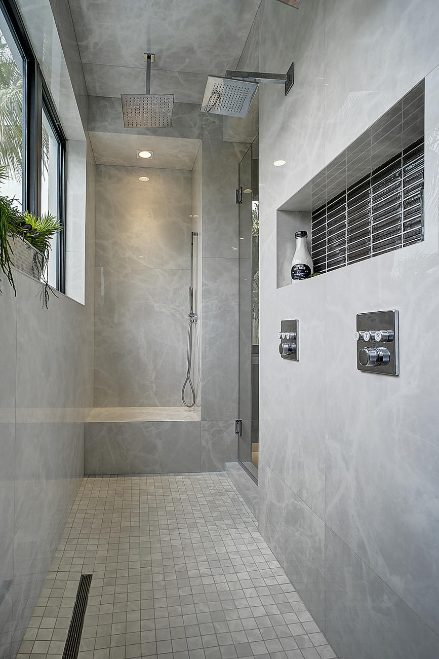 750 Palm Avenue Boca Raton, FL 33432 - Photo 36 of 96 Master Dual Shower with Grohe Fixtures