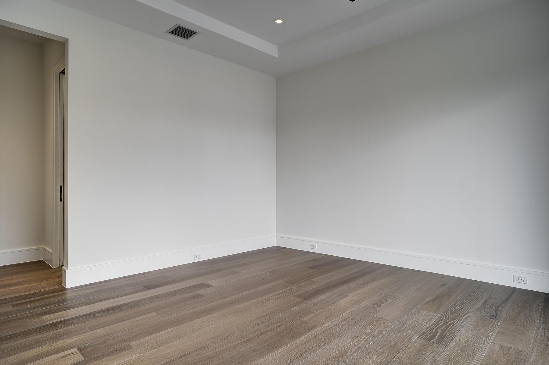 750 Palm Avenue Boca Raton, FL 33432 - Photo 44 of 96 Second Bedroom