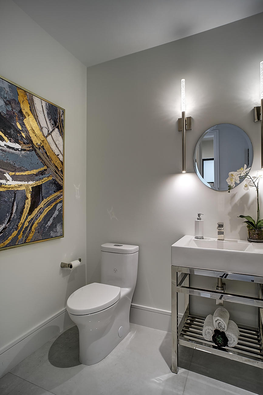 750 Palm Avenue Boca Raton, FL 33432 - Photo 72 of 96 Powder Room