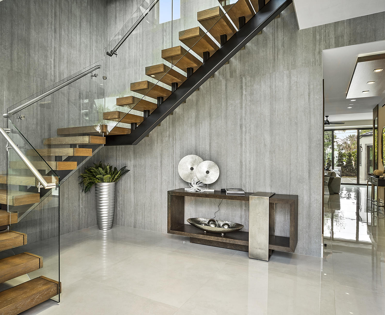 750 Palm Avenue Boca Raton, FL 33432 - Photo 8 of 96 Floating Staircase