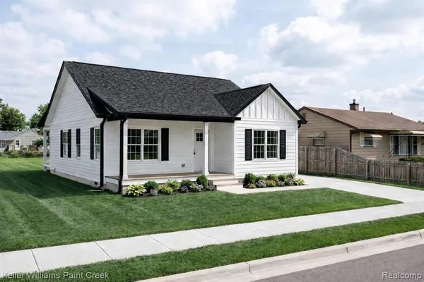 $224,900 | 587 California Avenue, Pontiac, MI 48341