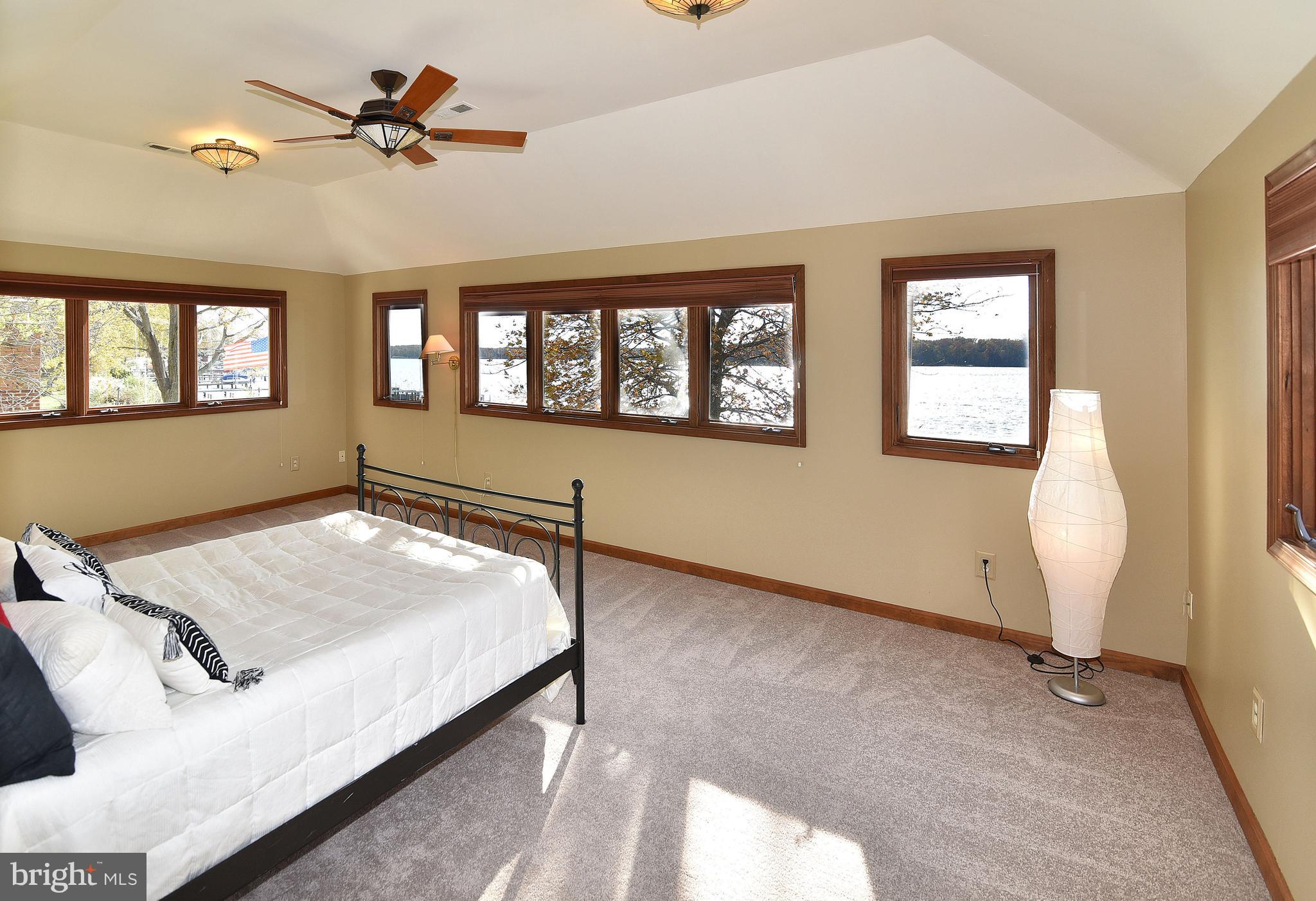 4072 Cadle Creek Road Edgewater, MD 21037 - Photo 25 of 41 Bedroom 2