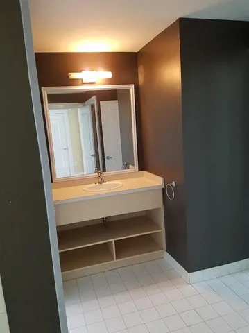 $289,500 | 250 Park Avenue Northeast, Unit 302, Atlanta, GA 30313