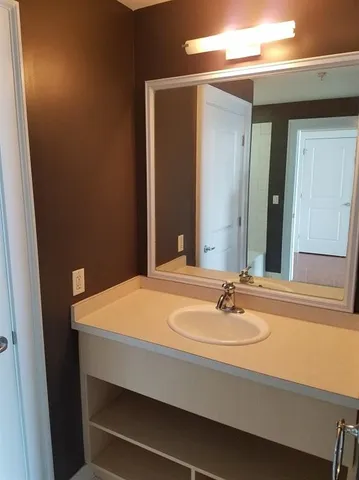 $289,500 | 250 Park Avenue Northeast, Unit 302, Atlanta, GA 30313