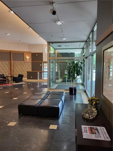 $289,500 | 250 Park Avenue Northeast, Unit 302, Atlanta, GA 30313