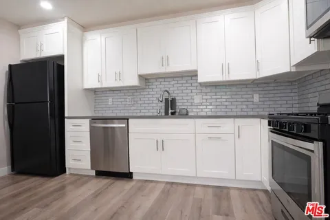 $1,499,000 | 7703 North Hollywood Way, Burbank, CA 91505