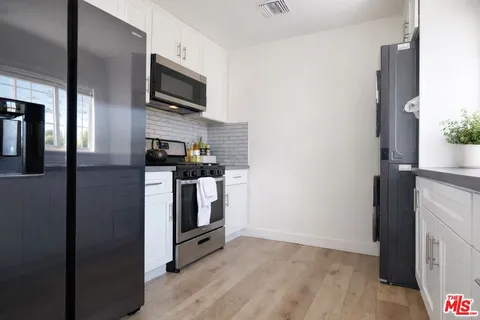 $1,499,000 | 7703 North Hollywood Way, Burbank, CA 91505