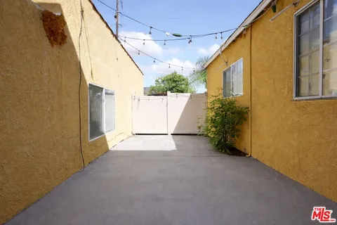 $1,499,000 | 7703 North Hollywood Way, Burbank, CA 91505