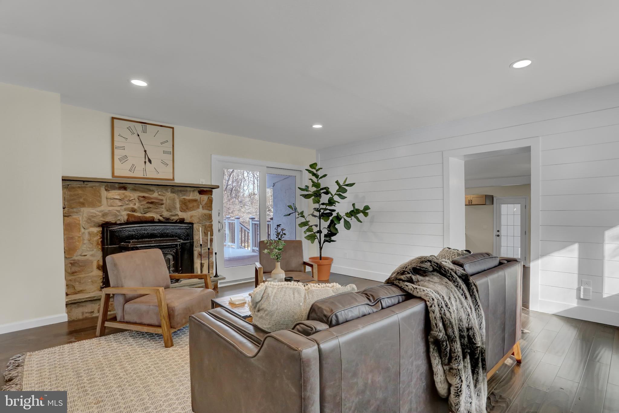 783 Henning Road Perkiomenville, PA 18074 - Photo 3 of 46 Gallery Image 3