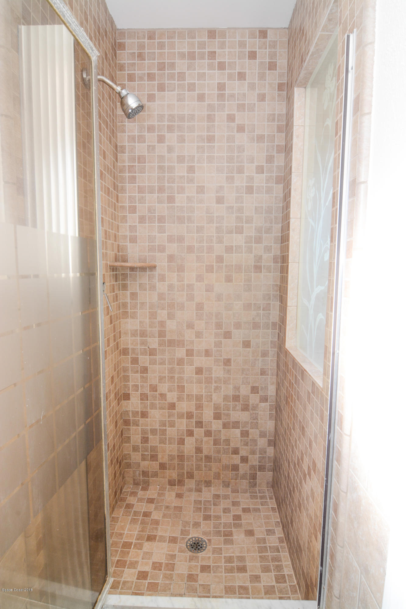 351 Sarah Road Southwest Palm Bay, FL 32908 - Photo 18 of 30 351 Sarah Rd SW13 - Master Shower