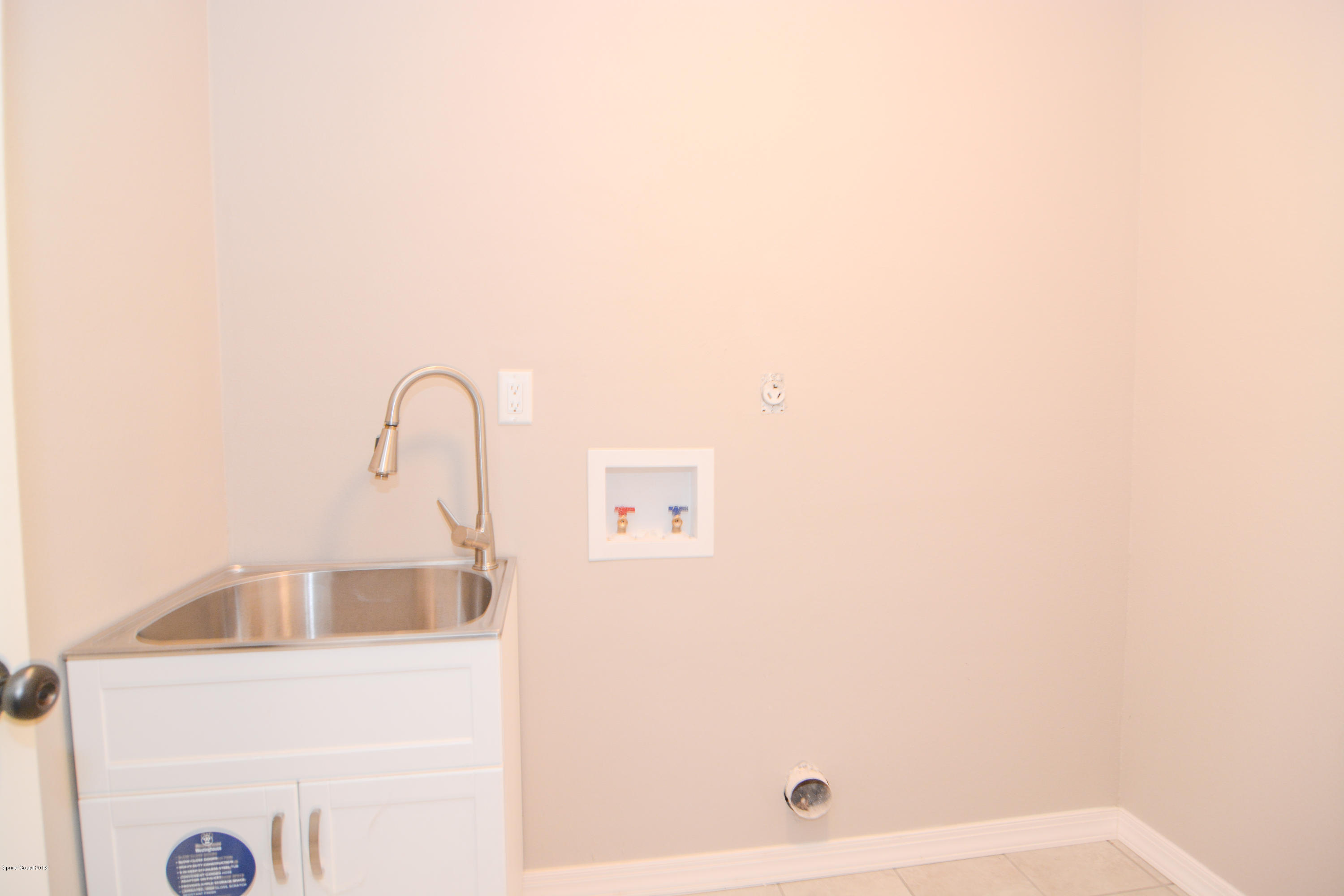 351 Sarah Road Southwest Palm Bay, FL 32908 - Photo 19 of 30 351 Sarah Rd SW14 - Utility