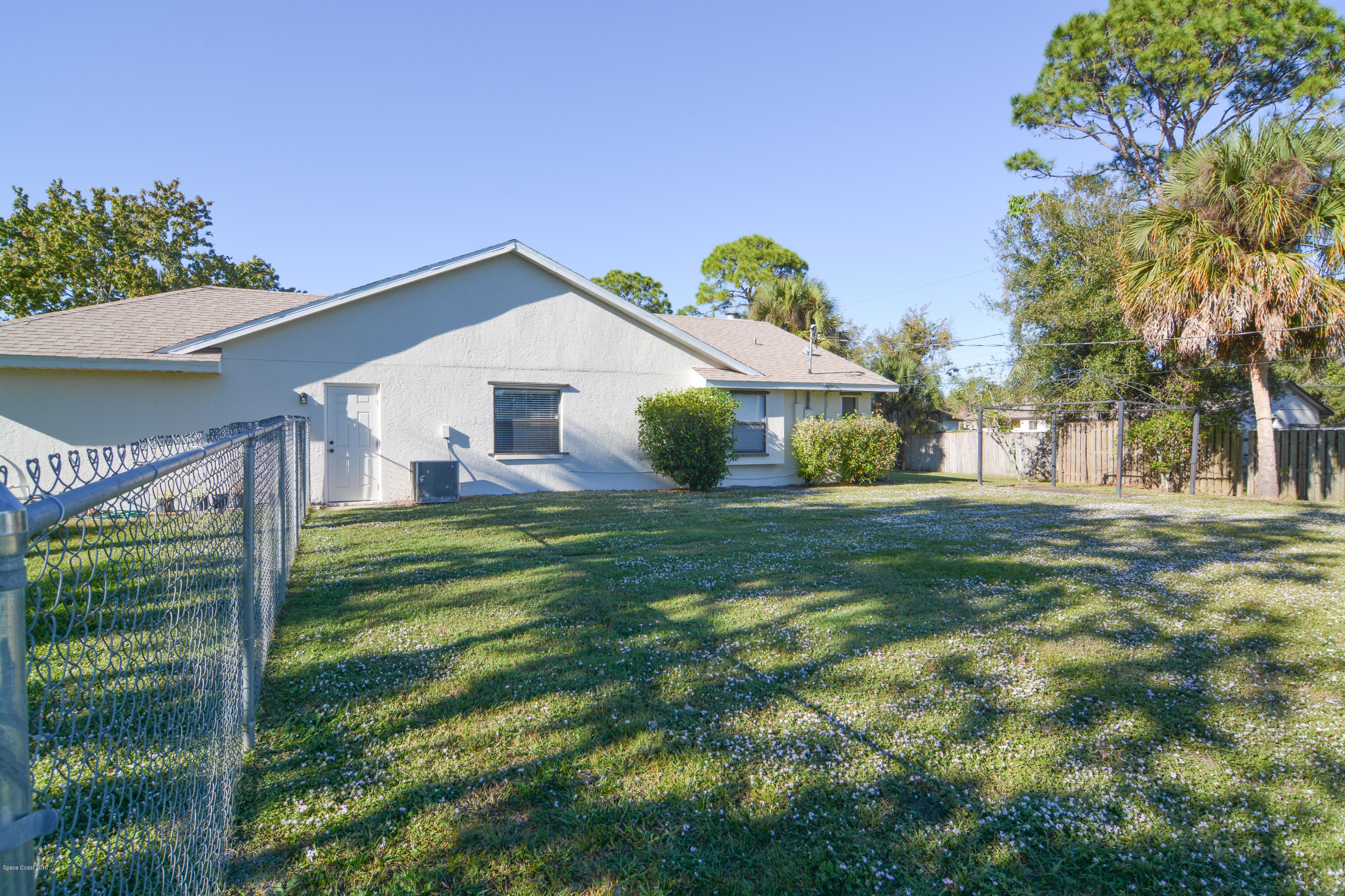 351 Sarah Road Southwest Palm Bay, FL 32908 - Photo 28 of 30 351 Sarah Rd SW28