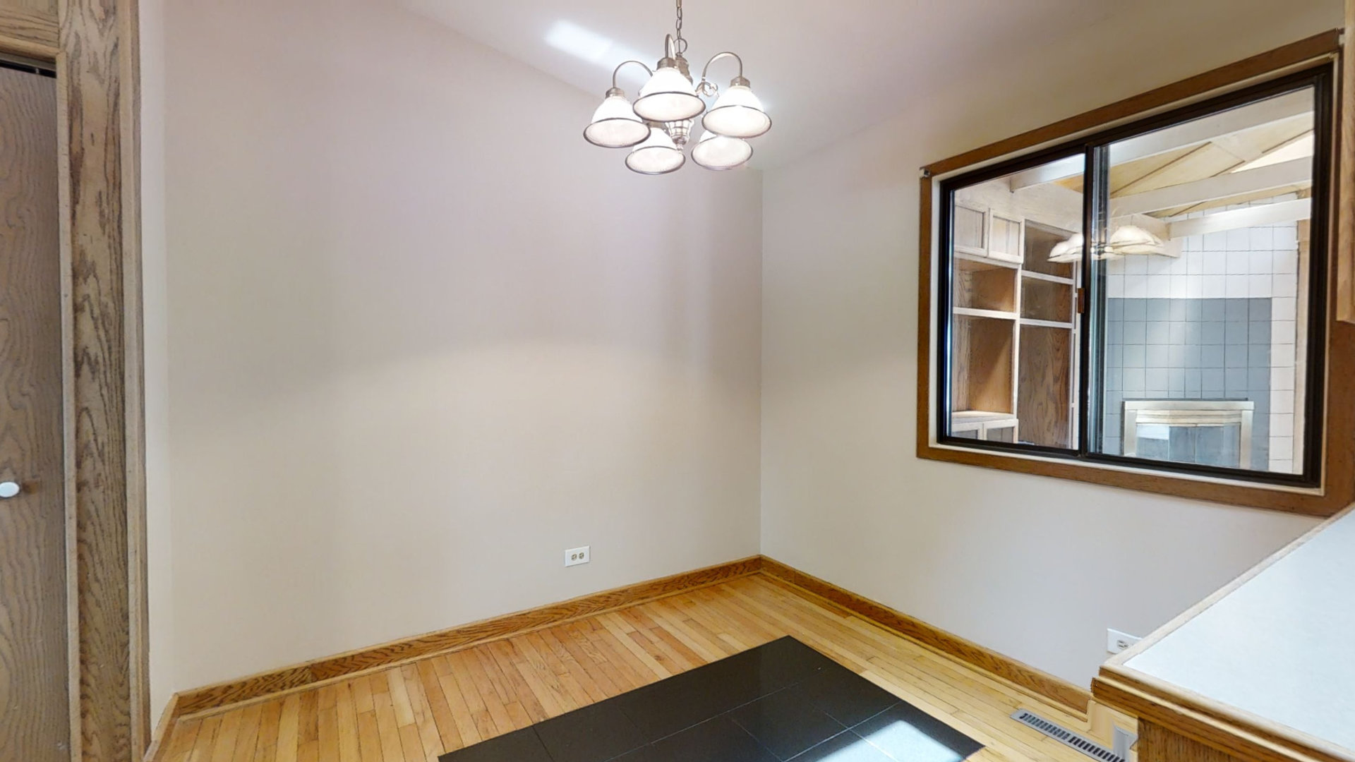 2112 Old Elm Road Lindenhurst, IL 60046 - Photo 14 of 33