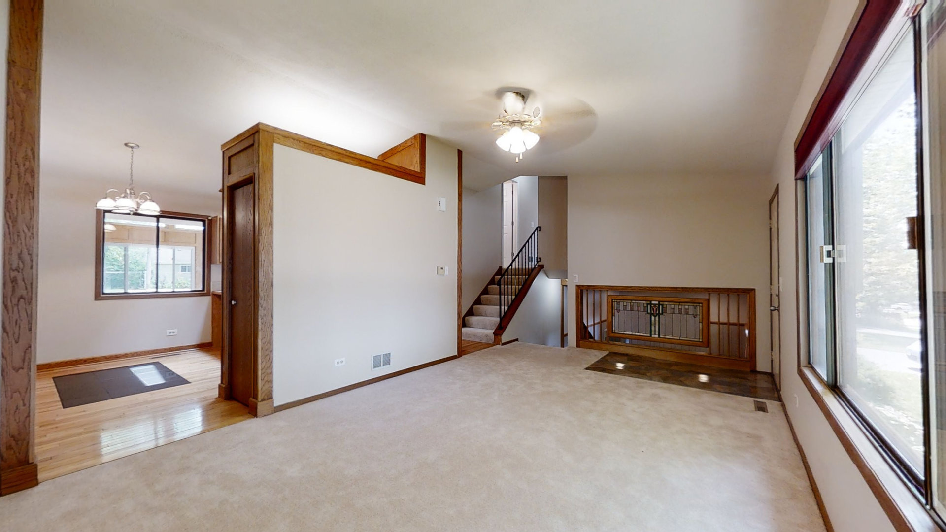 2112 Old Elm Road Lindenhurst, IL 60046 - Photo 5 of 33