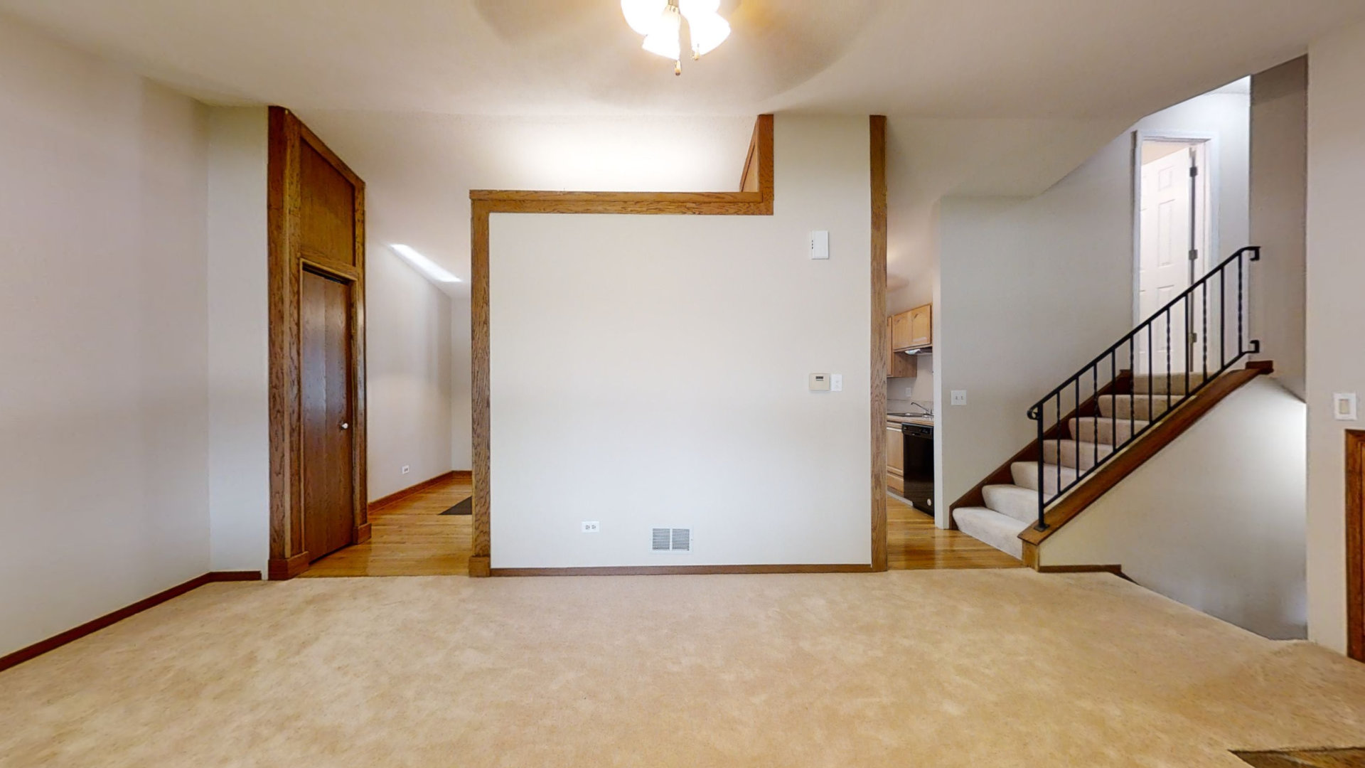 2112 Old Elm Road Lindenhurst, IL 60046 - Photo 6 of 33