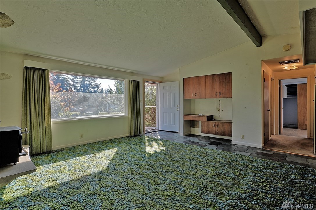 10010 Montana Road Everett, WA 98204 - Photo 13 of 17 Gallery Image 13
