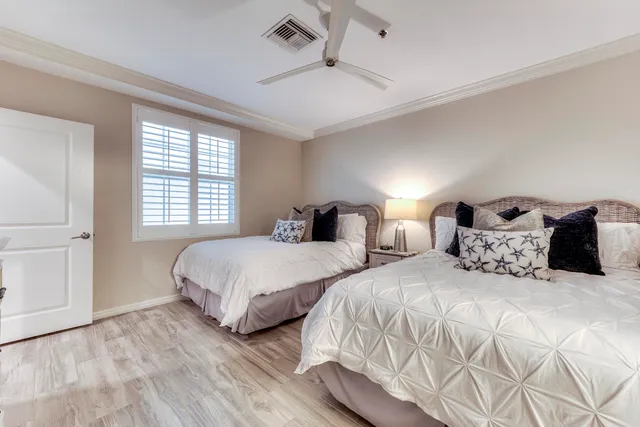 $550,000 | 160 Palm Street, Unit 210, Marco Island, FL 34145