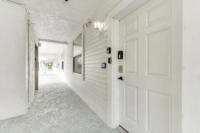 $550,000 | 160 Palm Street, Unit 210, Marco Island, FL 34145