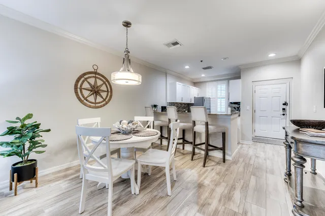 $550,000 | 160 Palm Street, Unit 210, Marco Island, FL 34145