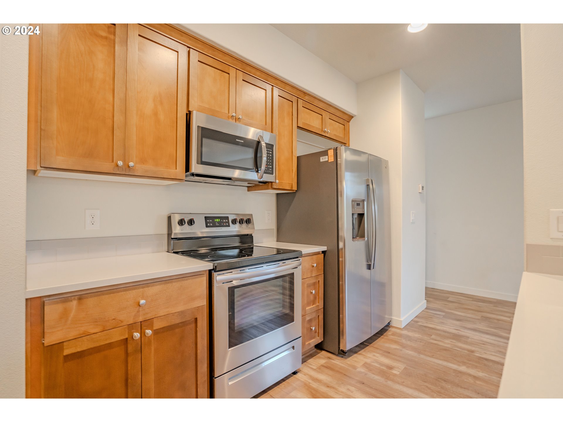 6912 North Montgomery Circle Ridgefield, WA 98642 - Photo 8 of 22 Kitchen