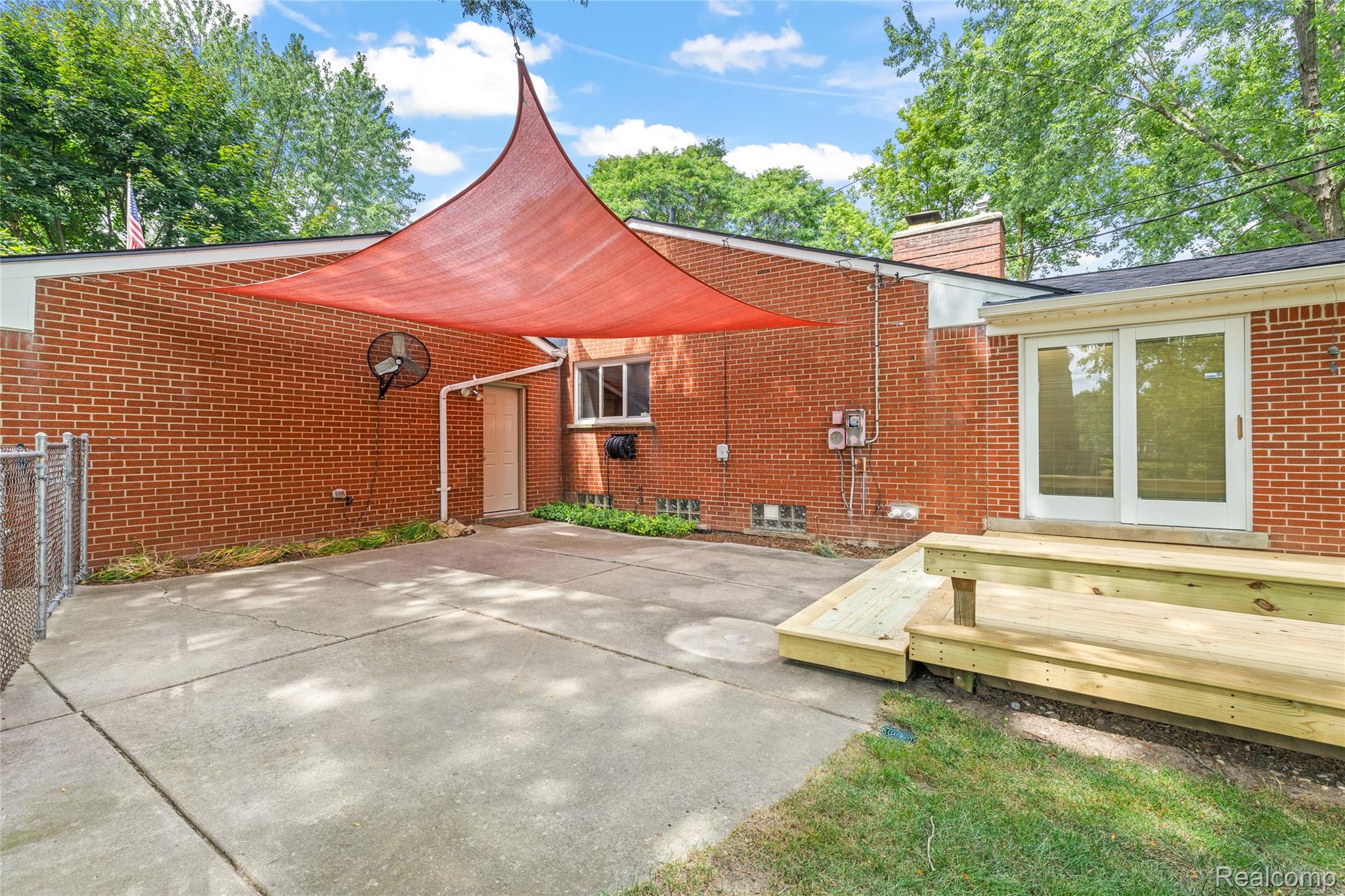 28432 Westerleigh Road Farmington, MI 48334 - Photo 6 of 49 4 (26).jpg