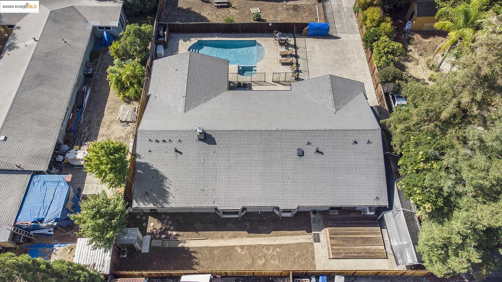 3622 Delancey Lane Concord, CA 94519 - Photo 29 of 32 an aerial view of a house with a yard