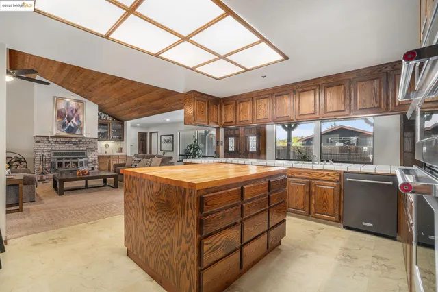 $1,265,000 | 3622 Delancey Lane, Concord, CA 94519