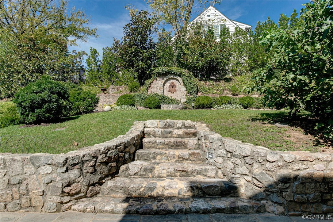 4 South Wilton Road Richmond, VA 23226 - Photo 37 of 49 a view of a back yard