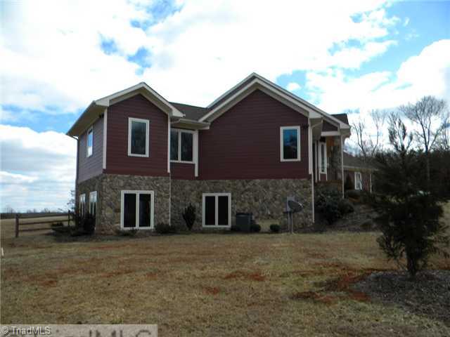 566 Zeb Road Union Grove, NC 28689 - Photo 3 of 8 Exterior Back.