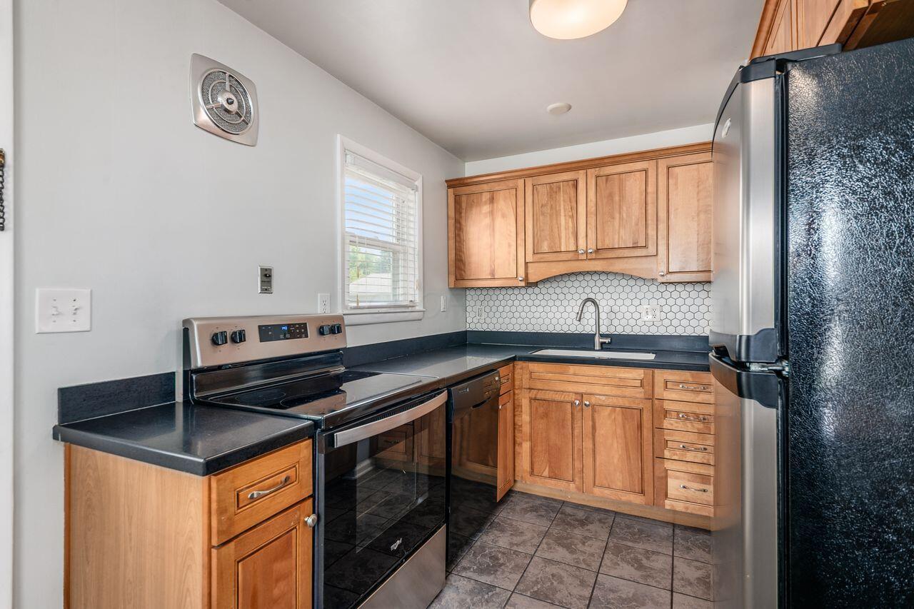 323 Chase Road Columbus, OH 43214 - Photo 12 of 39