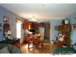 1464 Matson Road Jacksonville, IL 62650 - Photo 4 of 9