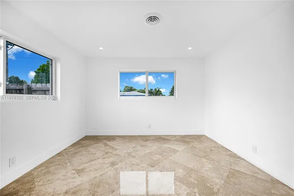 $769,900 | 5510 Northeast 18th Avenue, Fort Lauderdale, FL 33308