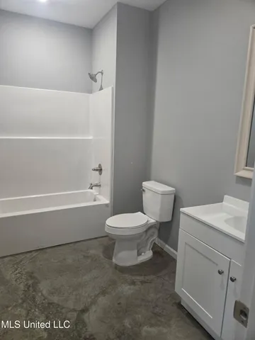 $210,000 | 460 Magnolia Circle, Sarah, MS 38665