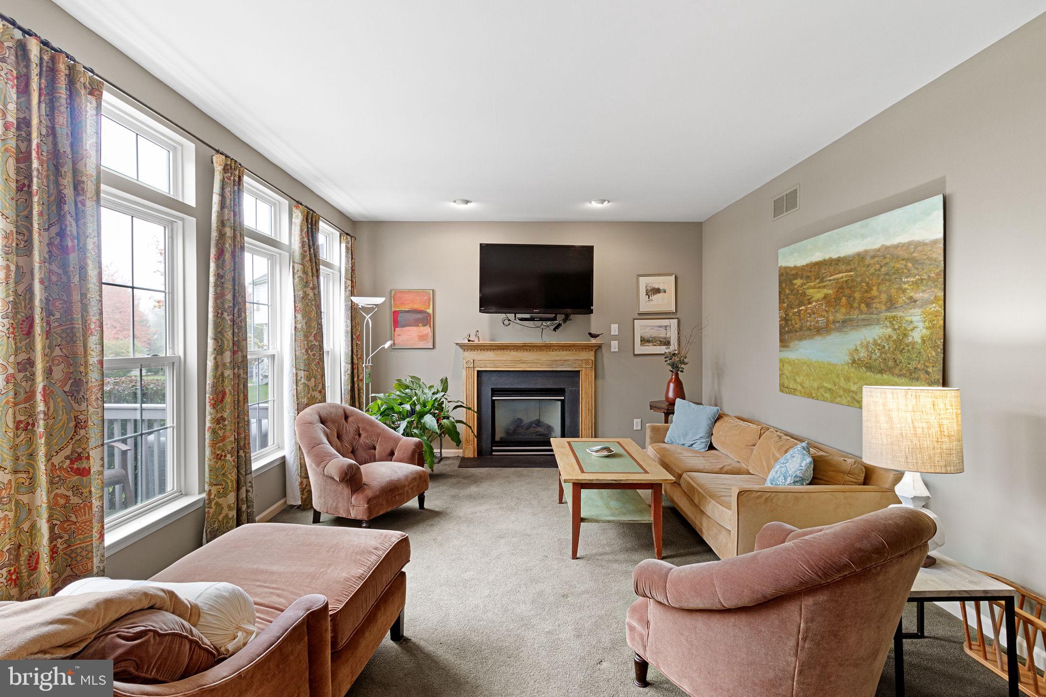 4 Masters Way Pennington, NJ 08534 - Photo 11 of 43 Gallery Image 11