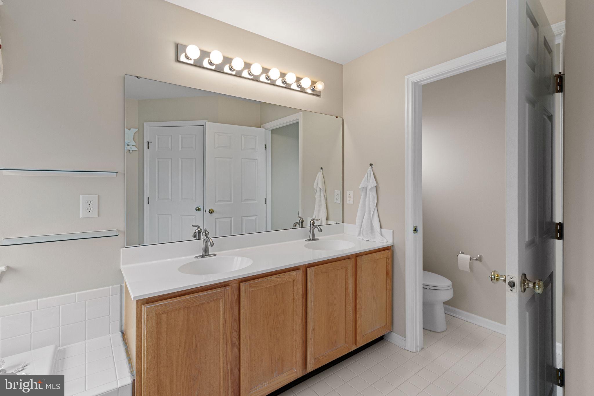 4 Masters Way Pennington, NJ 08534 - Photo 25 of 43 Gallery Image 25