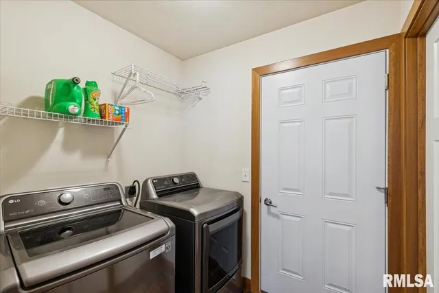 $389,900 | 116 Pinehurst Drive, Eldridge, IA 52748