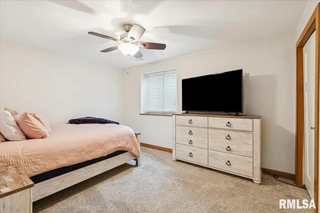 $389,900 | 116 Pinehurst Drive, Eldridge, IA 52748