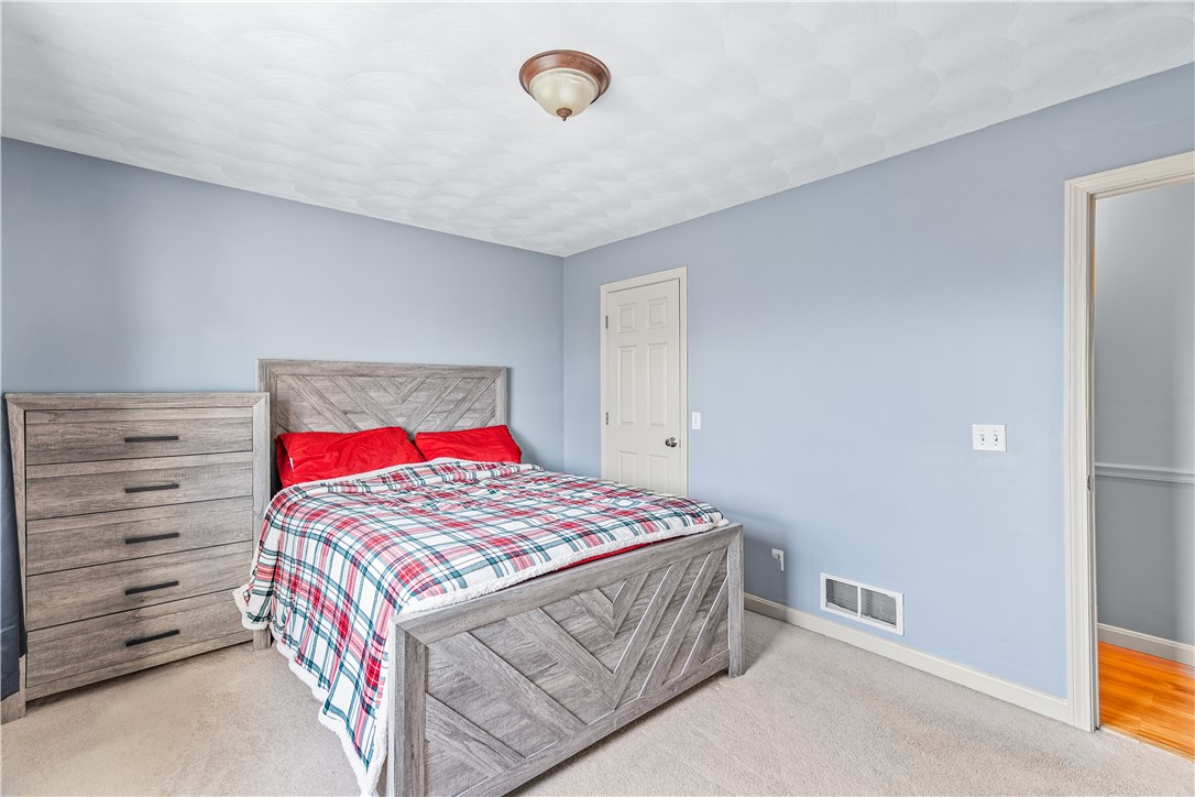 12 Railroad Row Warwick, RI 02886 - Photo 12 of 29