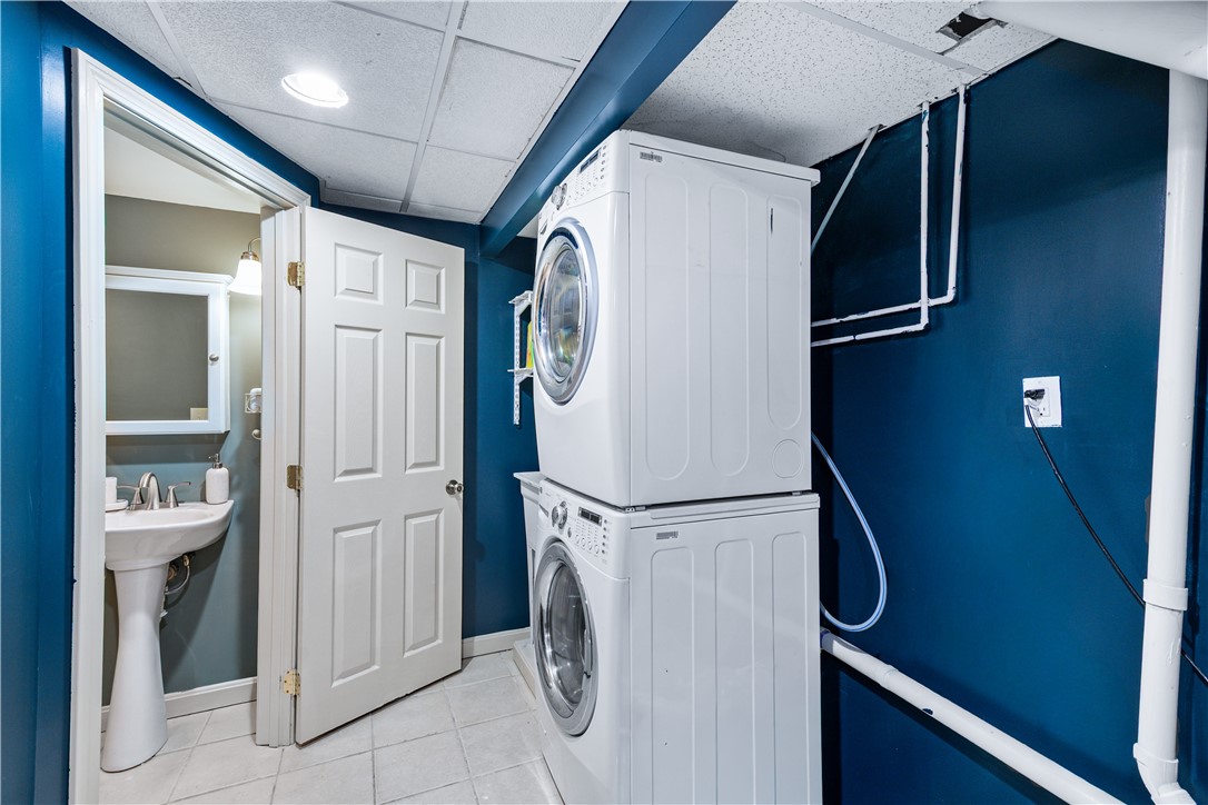 12 Railroad Row Warwick, RI 02886 - Photo 20 of 29