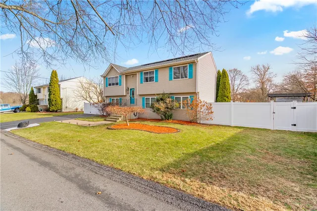 $519,900 | 12 Railroad Row, Warwick, RI 02886