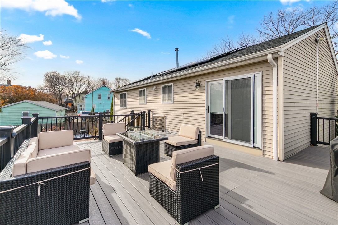 12 Railroad Row Warwick, RI 02886 - Photo 23 of 29