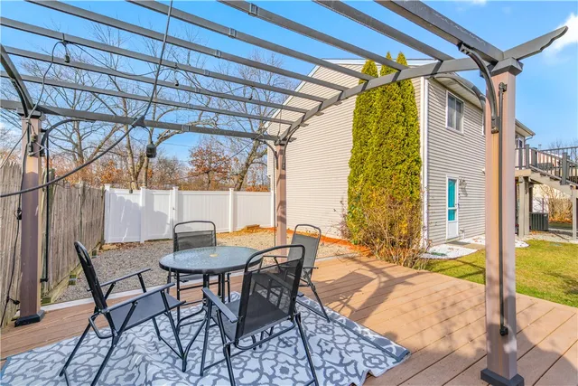 $519,900 | 12 Railroad Row, Warwick, RI 02886