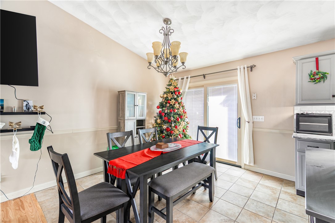 12 Railroad Row Warwick, RI 02886 - Photo 6 of 29