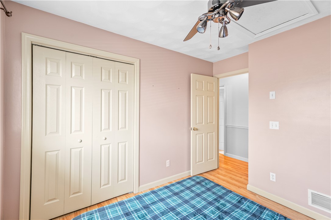 12 Railroad Row Warwick, RI 02886 - Photo 7 of 29