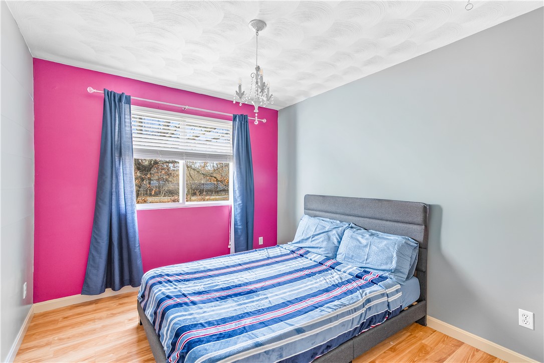 12 Railroad Row Warwick, RI 02886 - Photo 8 of 29