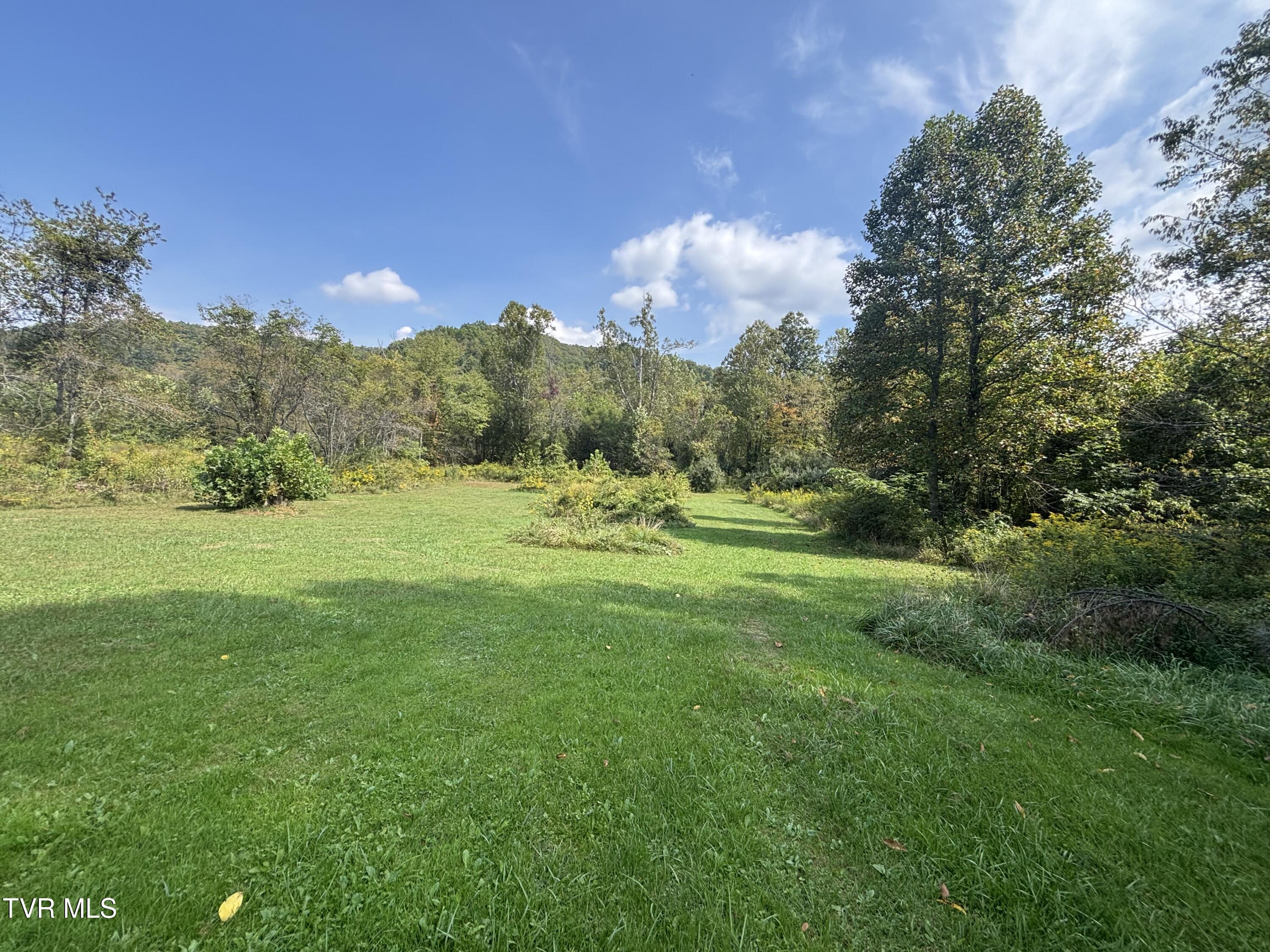 5512 Guest River Road Norton, VA 24273 - Photo 2 of 13 IMG_0594