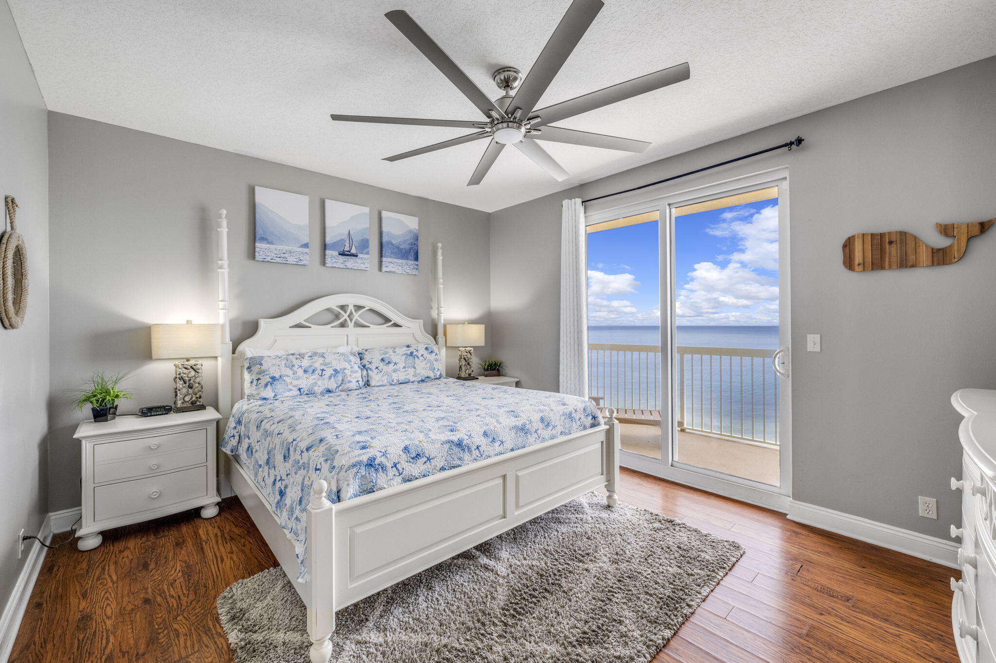 15817 Front Beach Road, Unit 21409 Panama City Beach, FL 32413 - Photo 8 of 23 a bedroom with a large bed and a window
