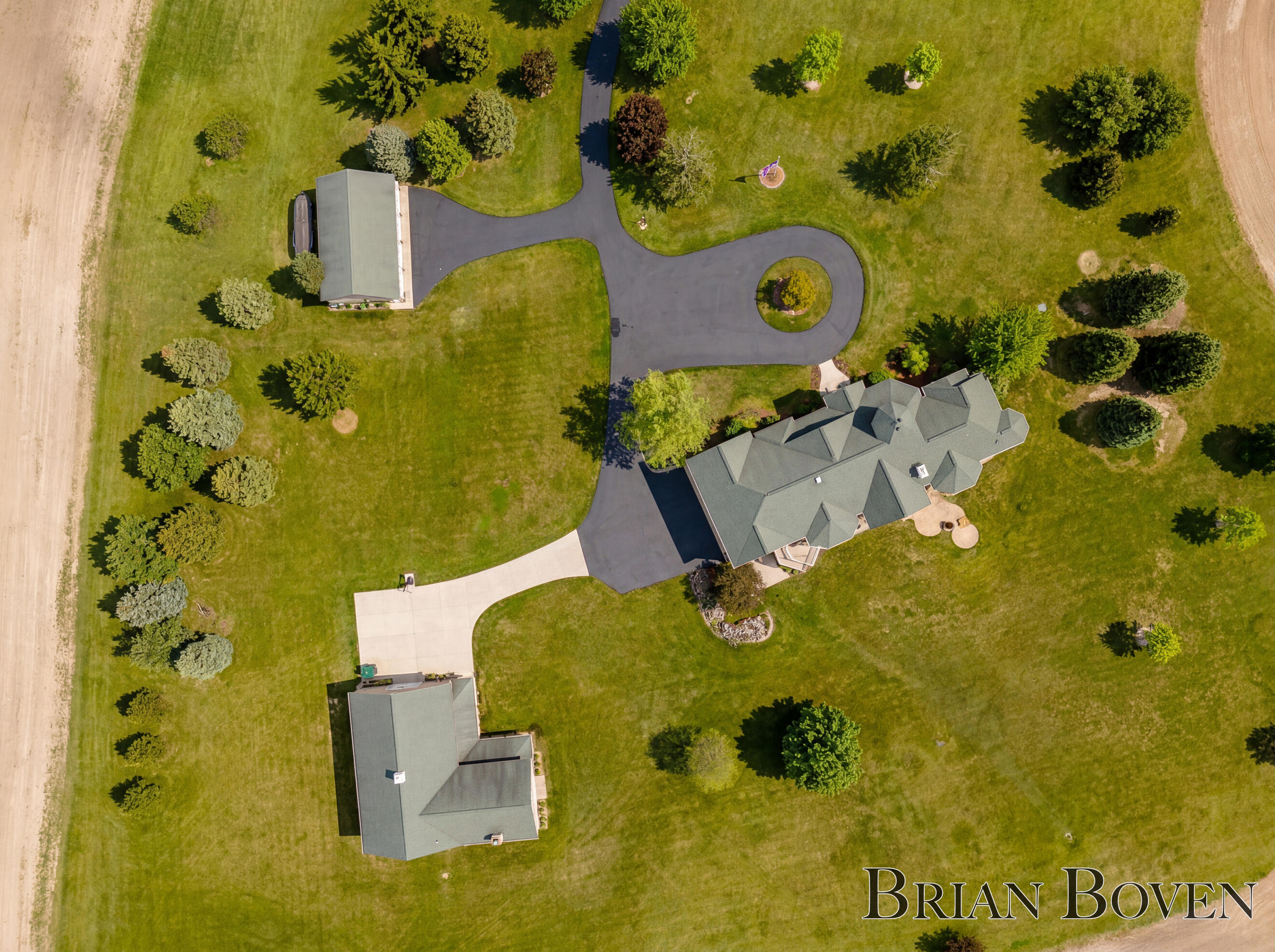1740 7 Mile Road Northwest Comstock Park, MI 49321 - Photo 8 of 88 DJI_20260521144741_0059_DD